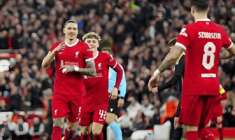 包含利物浦前两轮告捷，主帅对球队前景信心满满的词条