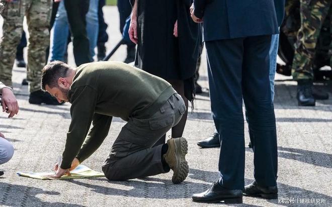 包含乌克兰队士气低落，遭遇连败困境的词条