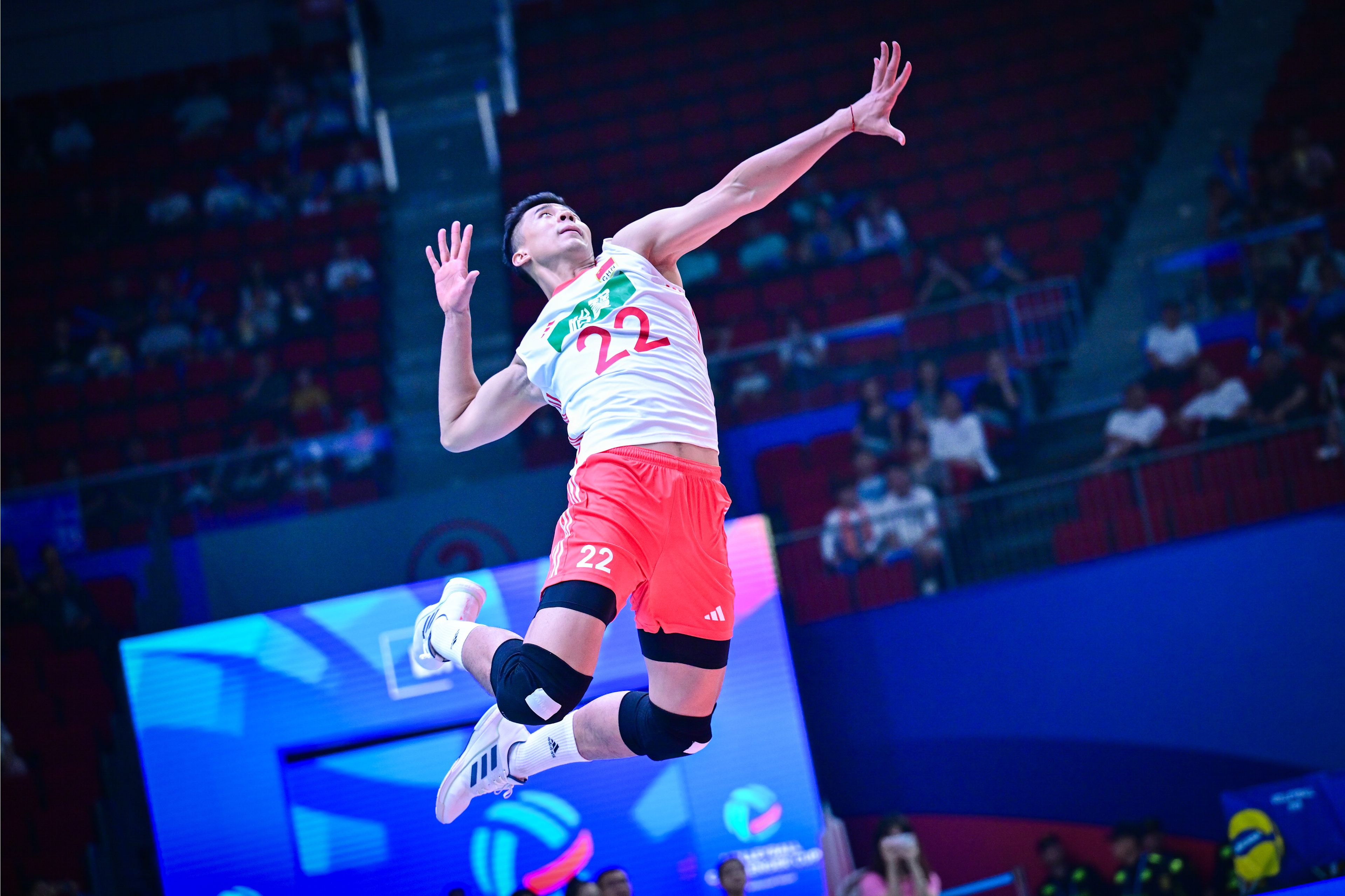 运动员变阵出征，斩获新战绩