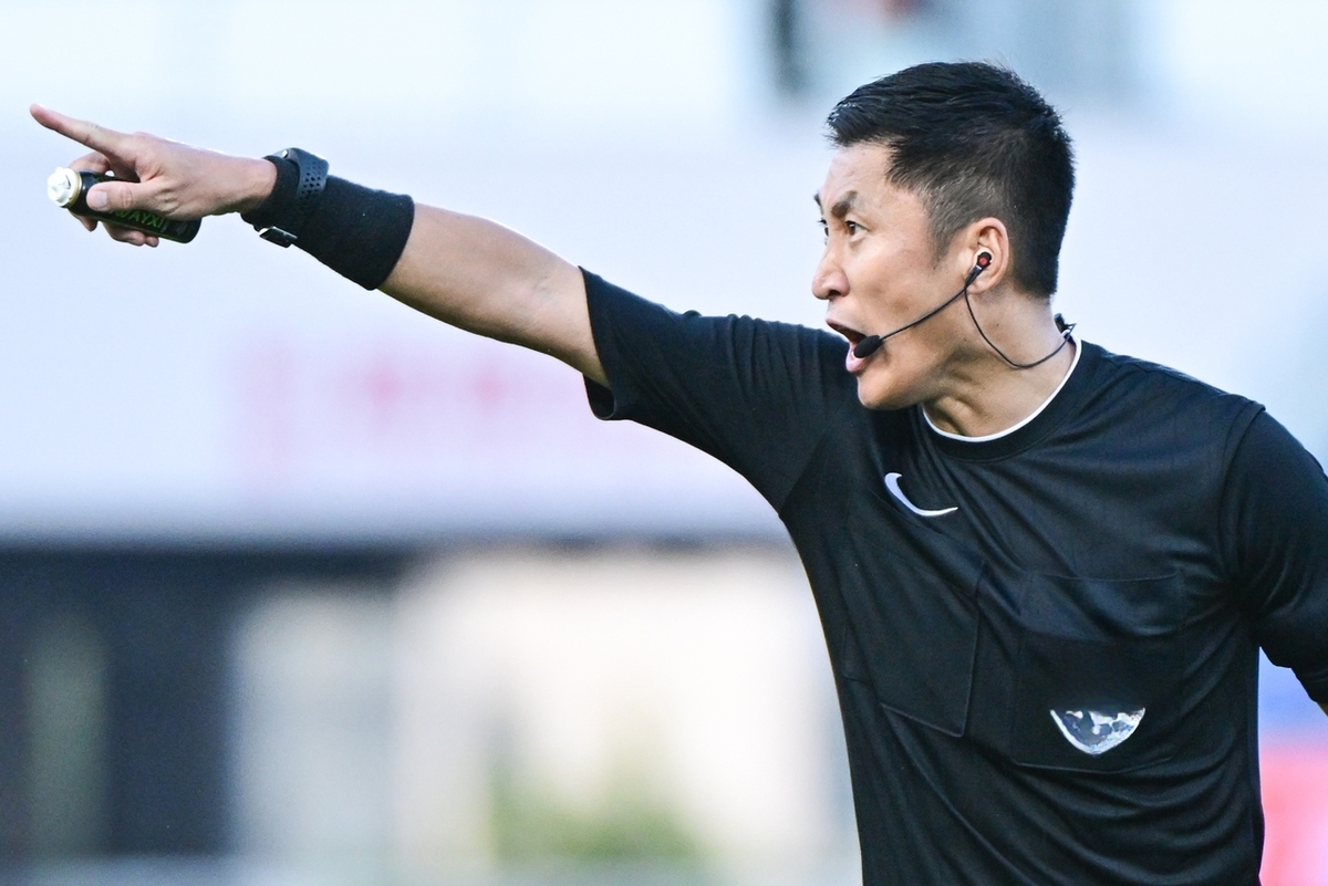 挑战极限！中国足球联赛球队的突破之路的简单介绍