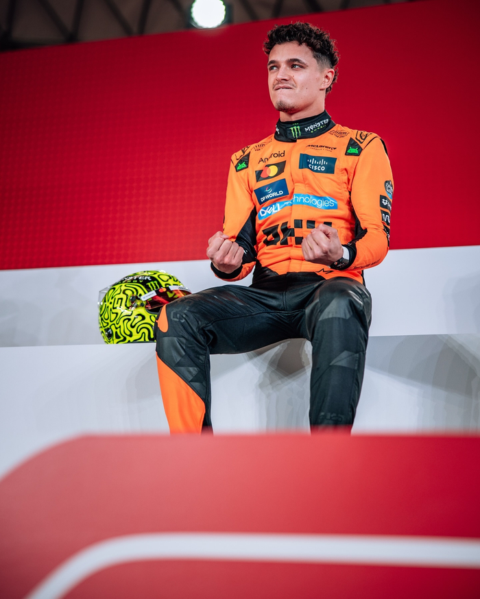 关于法拉利逆转索伯车队，汉密尔顿惊艳四座的信息