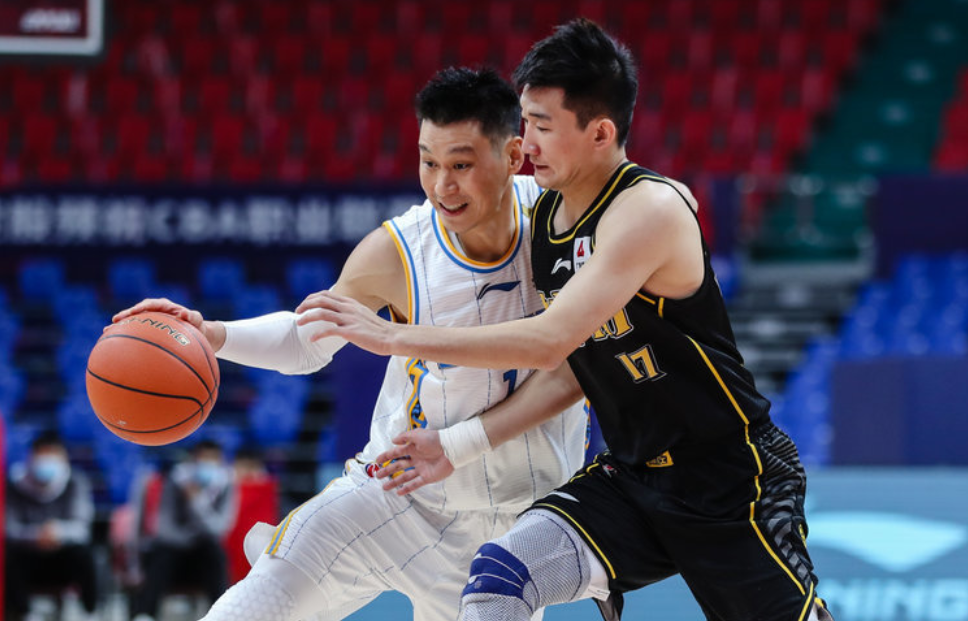 山西队险胜上海队，易建联状态火热的简单介绍