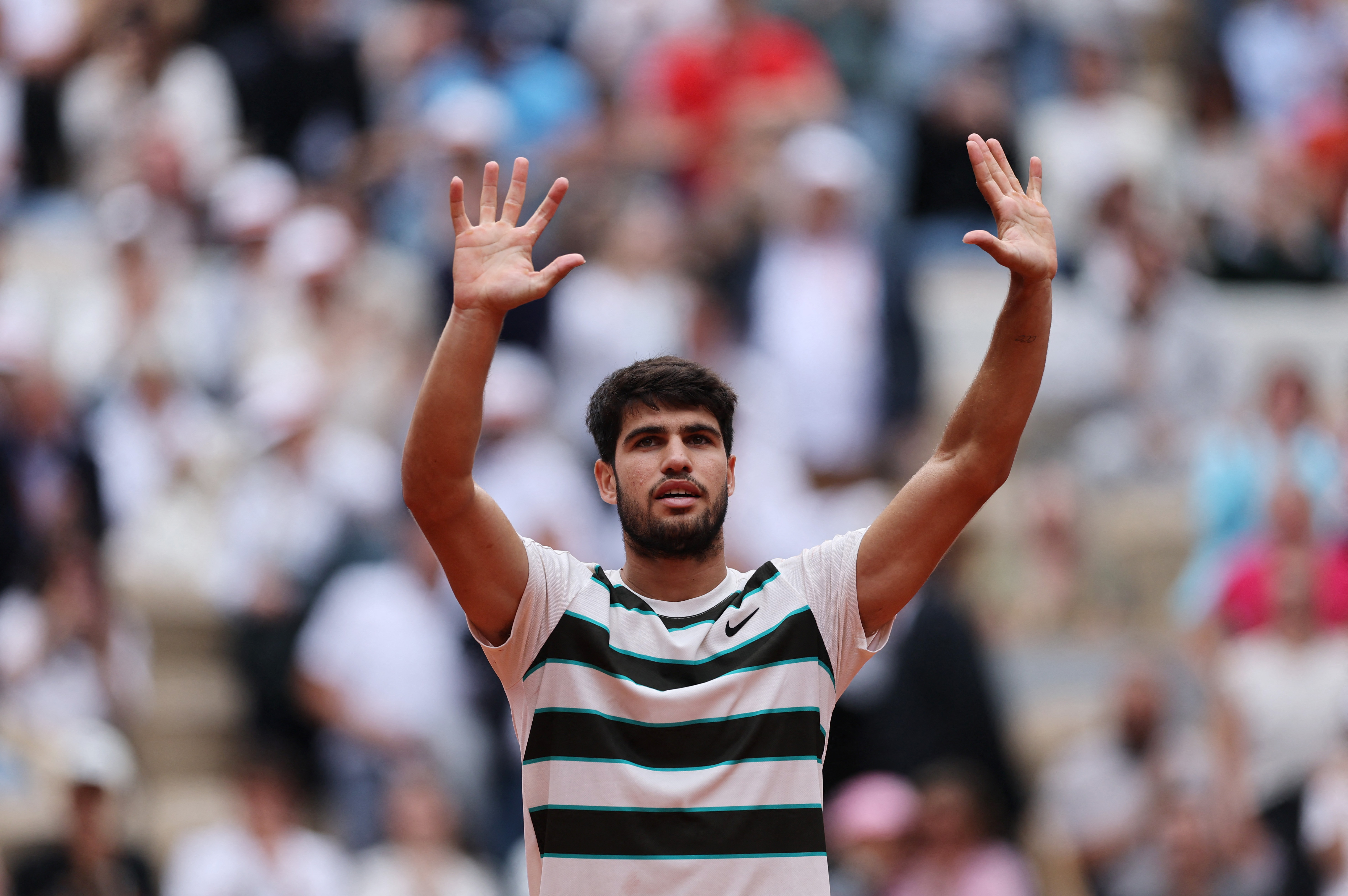 包含欧洲网球队逆转法国网球队,阿尔卡拉斯完成帽子戏法的词条 包含欧洲网球队逆转法国网球队,阿尔卡拉斯完成帽子戏法的词条