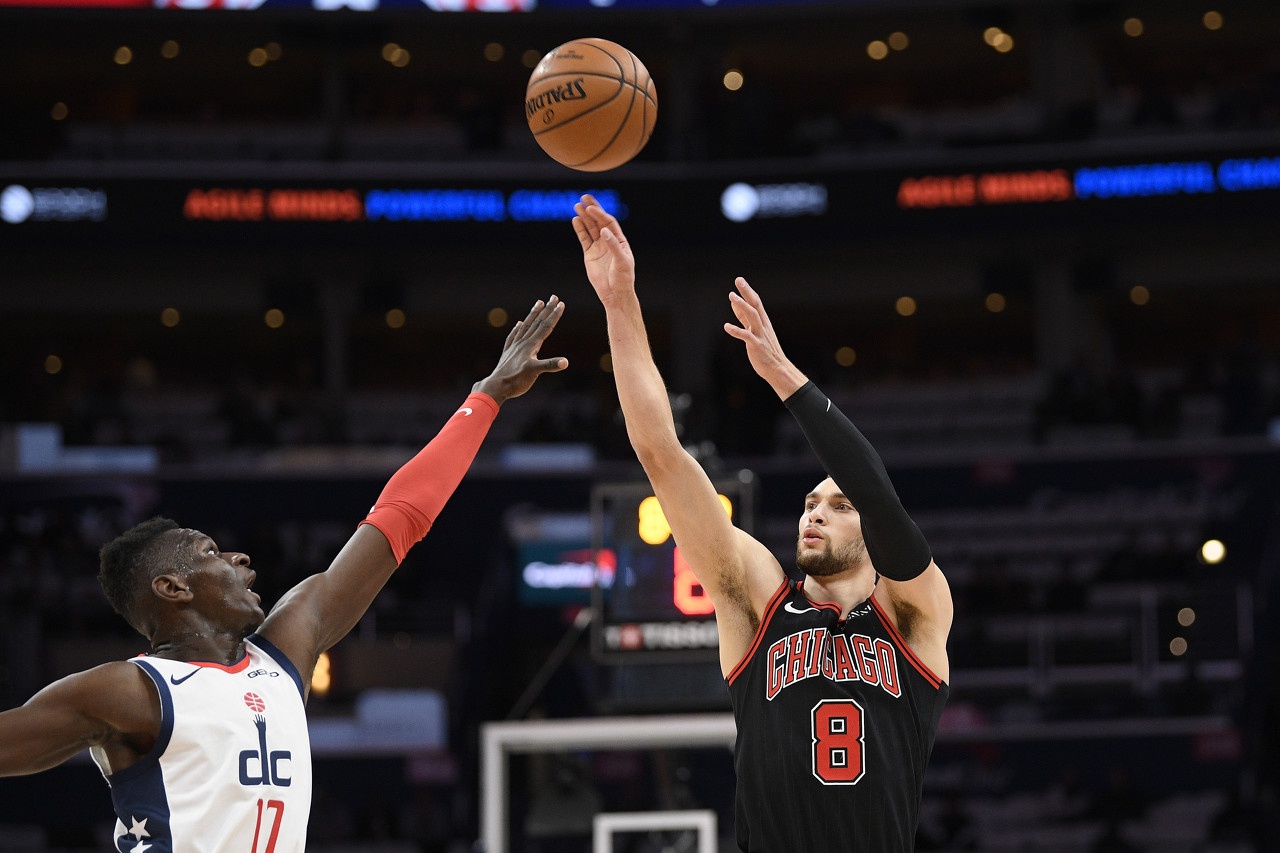 巴西男篮绝杀奇才，拉文绝境逆转