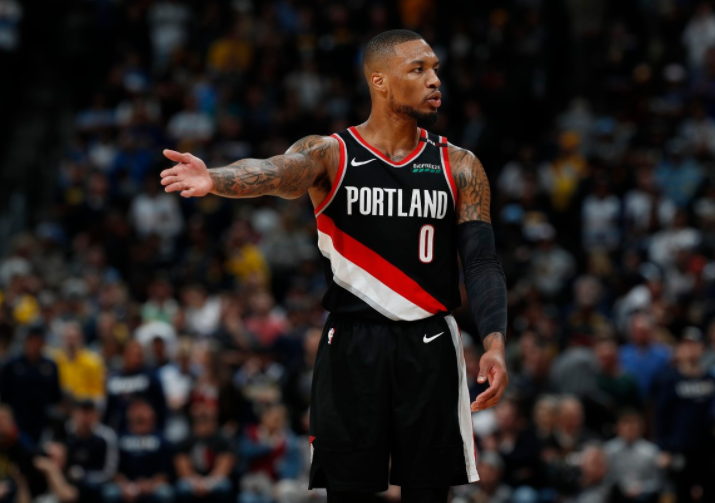 上海队力克四川队，保罗状态火热的简单介绍