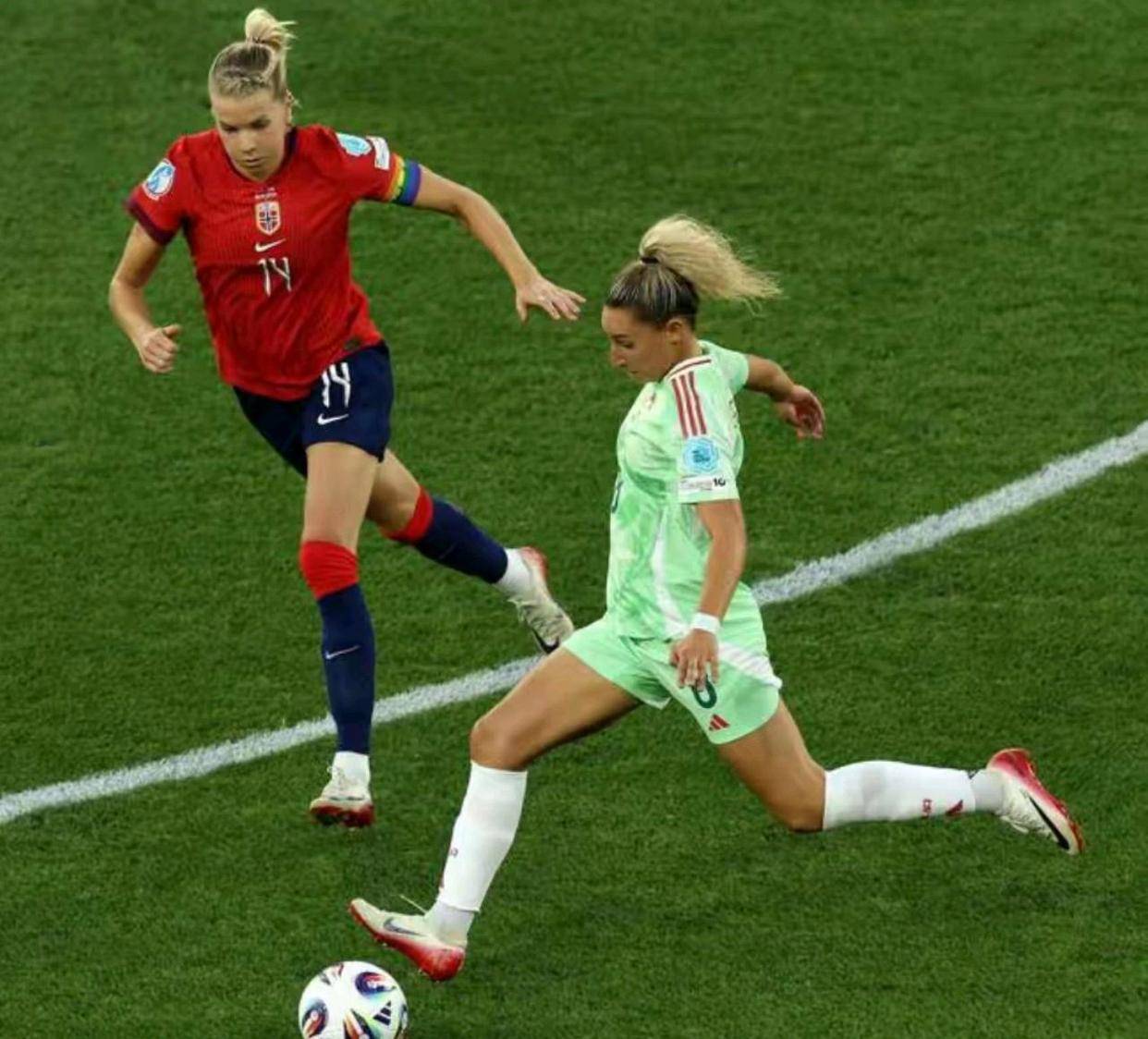 欧洲女足精彩对决点燃球迷热情 欧洲女足精彩对决点燃球迷热情