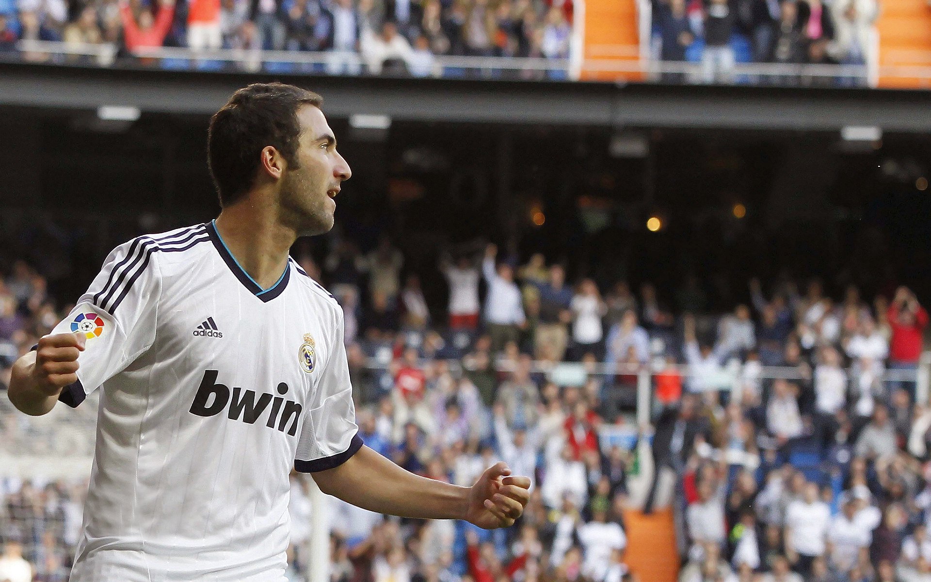 爵士收割快船，贝恩关键战不手软，新星崛起与季后赛的冷酷法则