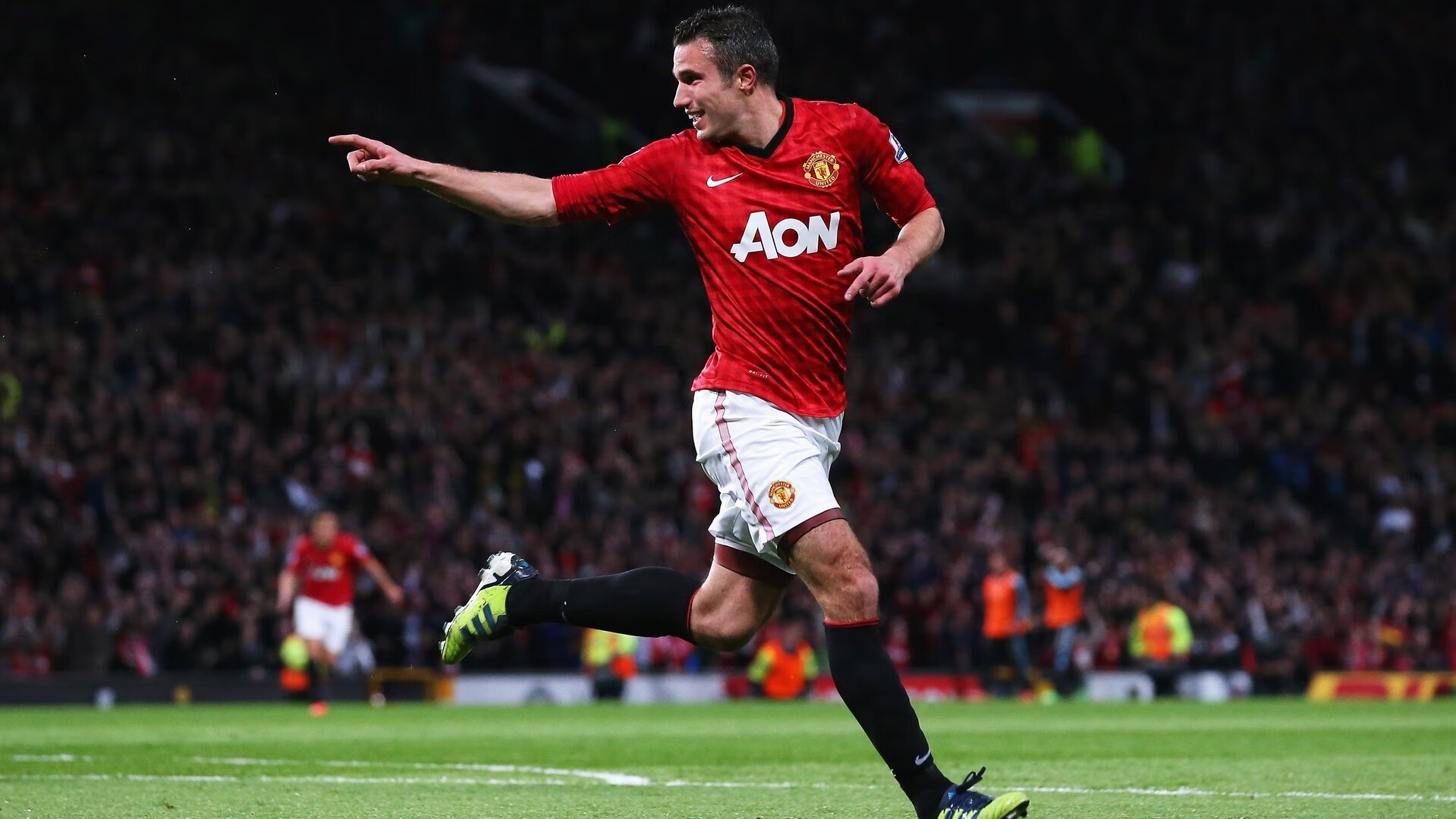 末节之王爱德华兹接管比赛，湖人团队火力连续得分压制黄蜂