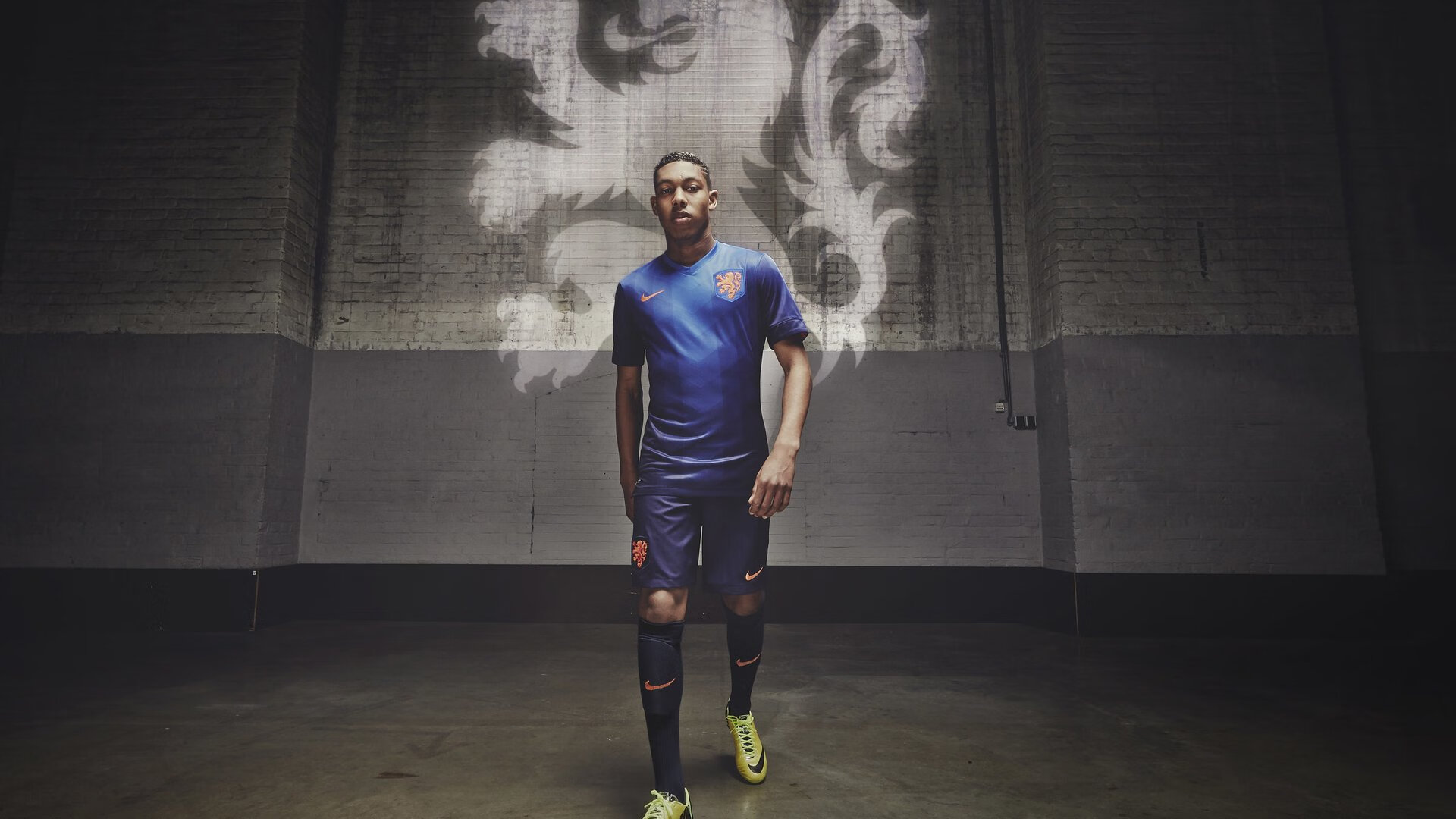 东决关键战焦点战，洪都拉斯关键战突围马里